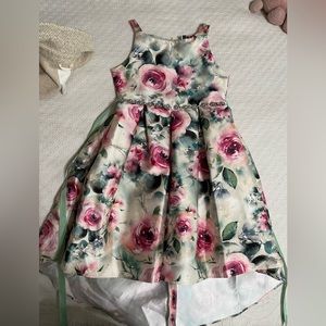 Beautiful elegant girls dress in size 8
